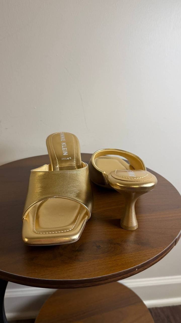 Anne Klein Jerilyn Sandals 7M Light Gold Slide Kitten Heel NIB msrp$89
