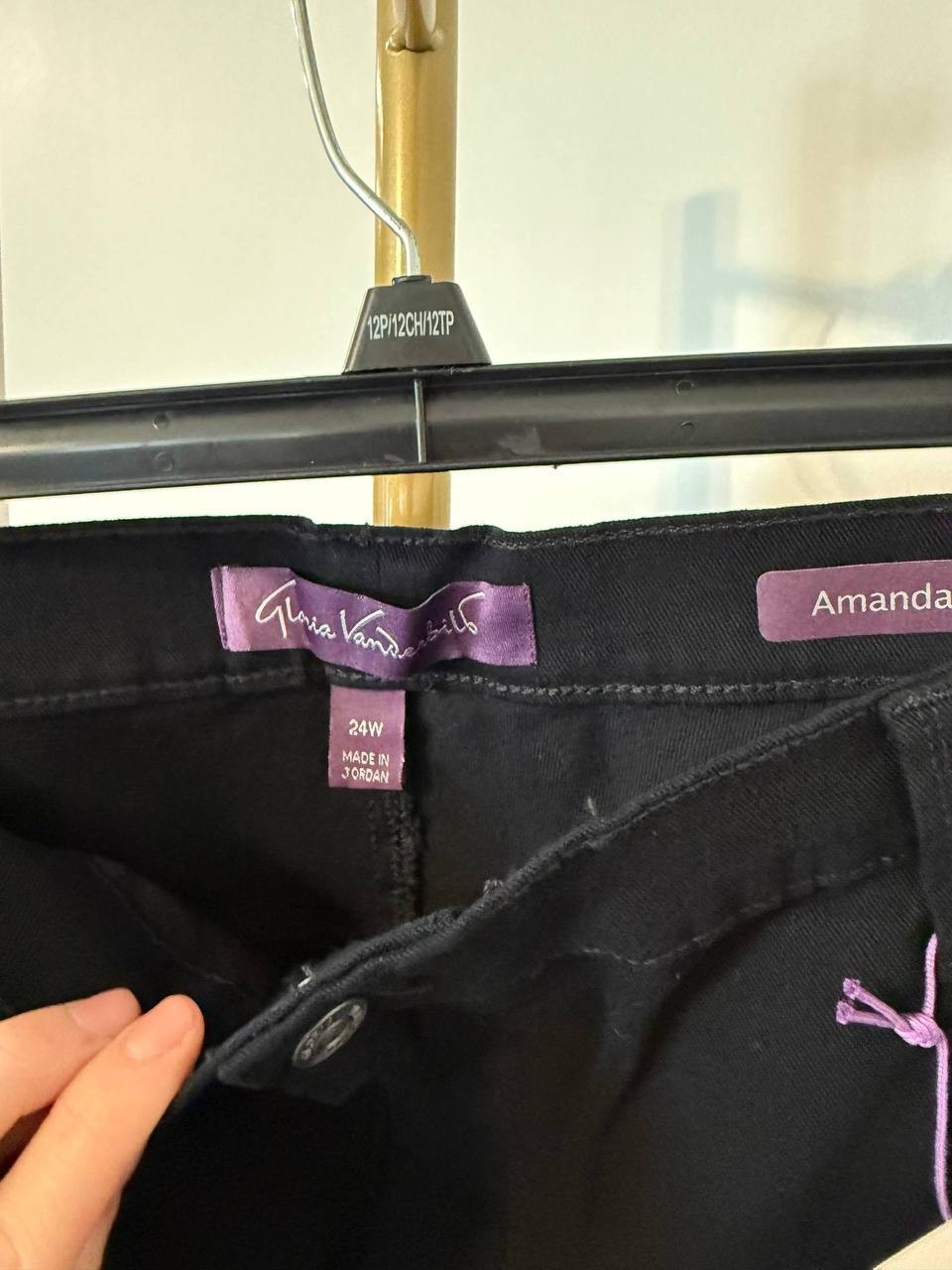 Gloria Vanderbilt Amanda Straight Jeans Black Size 24W NWT Classic Fit msrp$56