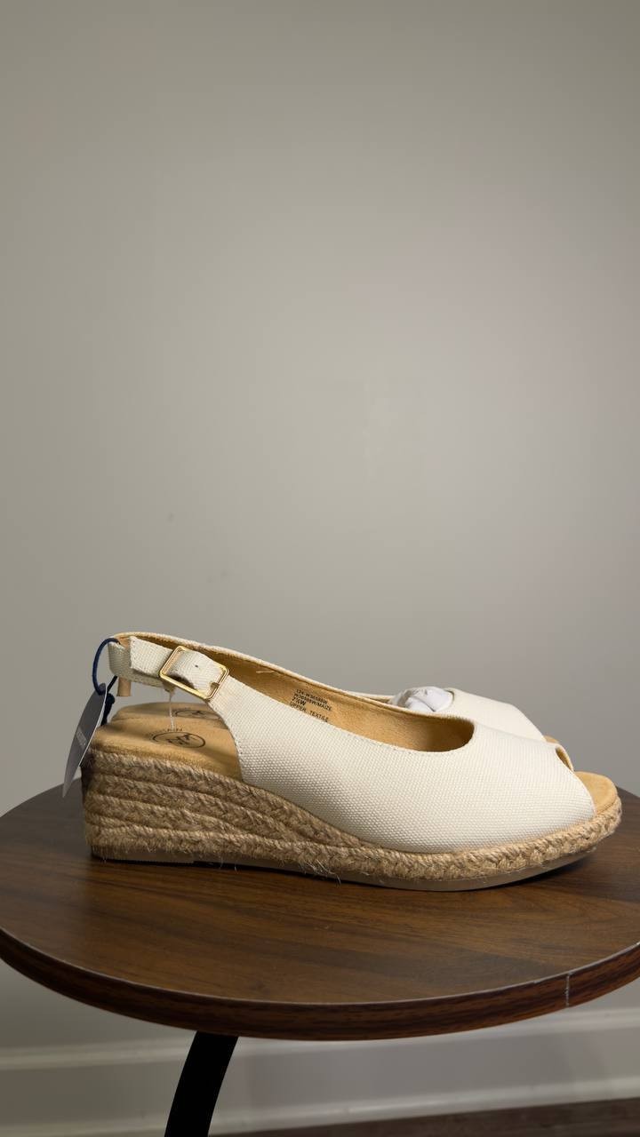 White  Mountain  Wedge  Sandals  White  Fabric  7.5W  New  $89