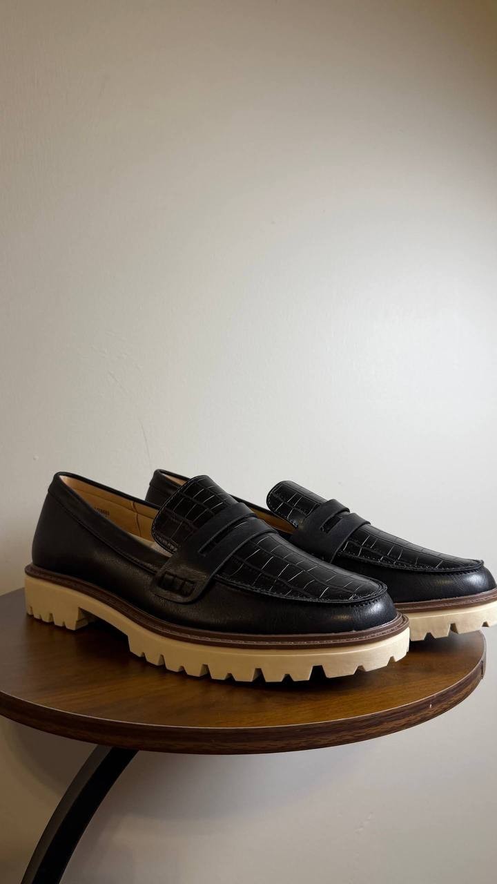 Journee Kenly Loafers 8.5 Black Lug Sole Slip‑On Croc Accent NIB msrp$85.99