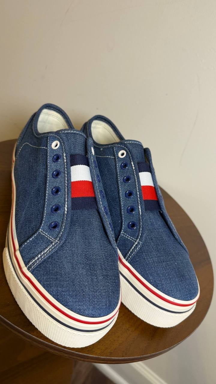 Tommy Hilfiger Balie Sneakers 8.5M Navy Stripe Slip‑On Platform NIB msrp$75