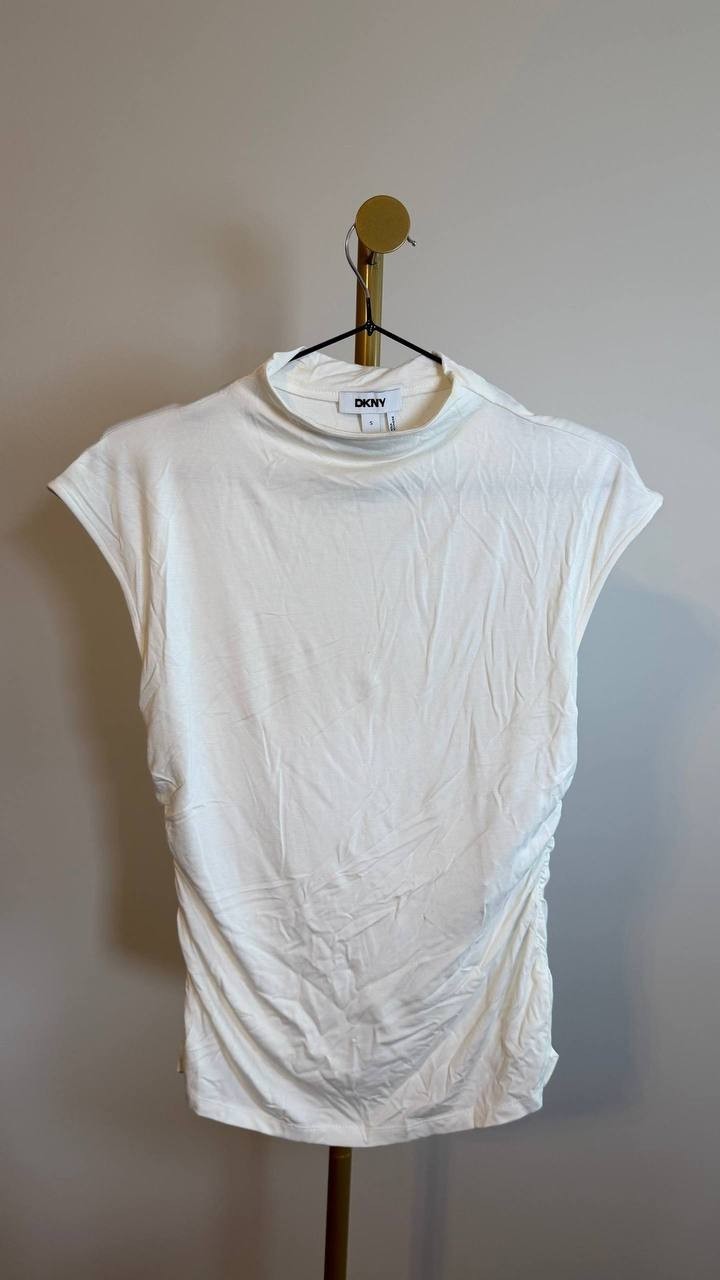 DKNY Short Sleeve Mock Neck Top White Cap Sleeve Stretch Size S Preowned $49