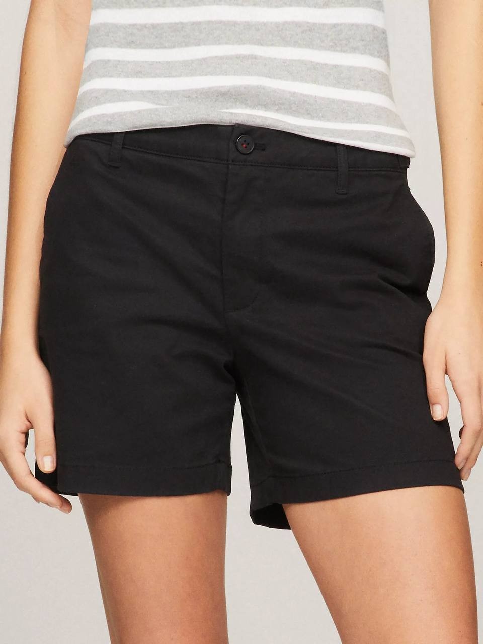 Tommy Hilfiger Classic 5" Shorts – Black – Size 6 – NWT – $54.50