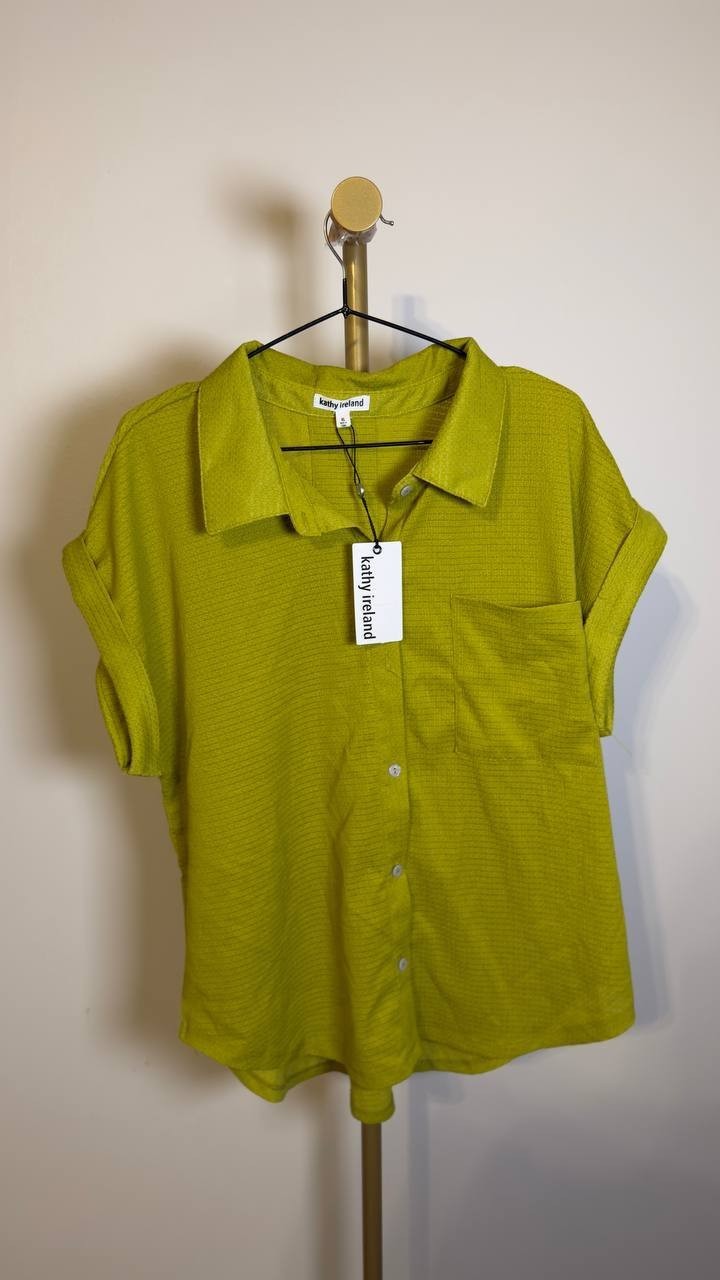 Kathy Ireland Women’s Button‑Up Shirt Olive XL NWT $22