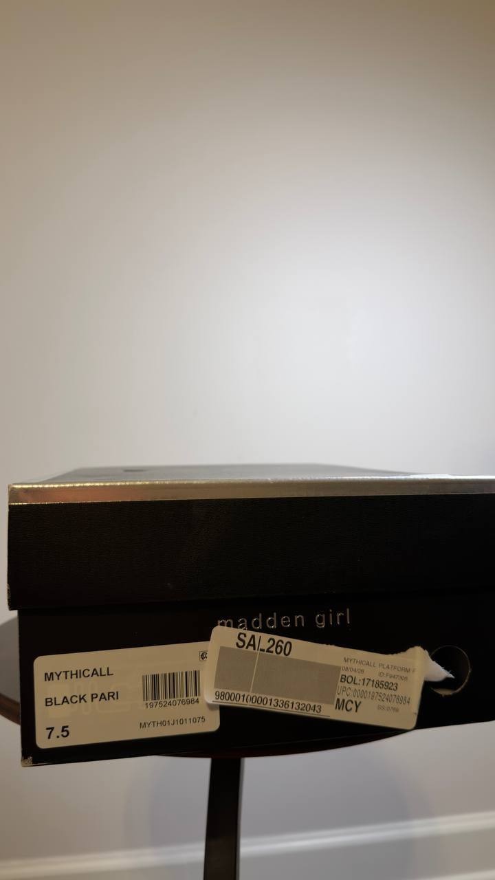 Madden Girl  Platform Sandals  Black  7.5  New  $59