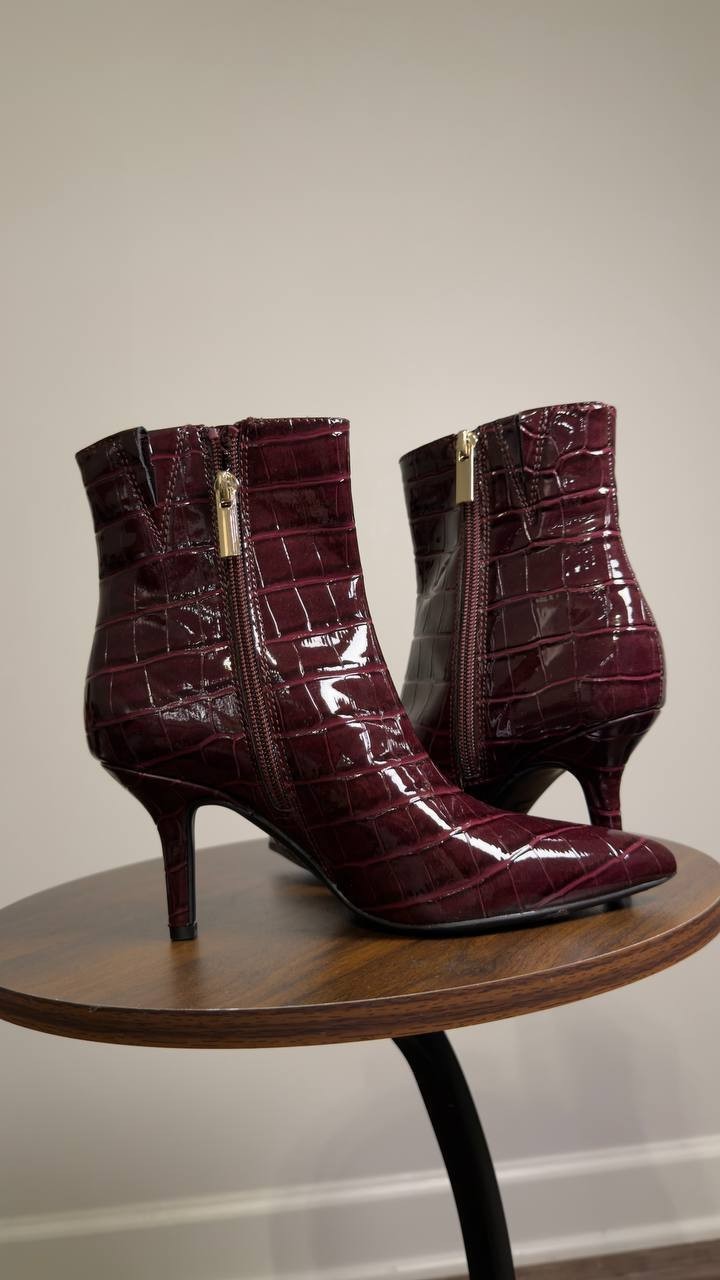 I.N.C.  International  Concepts   Ankle  Booties  Wine  5M  New  $99.90
