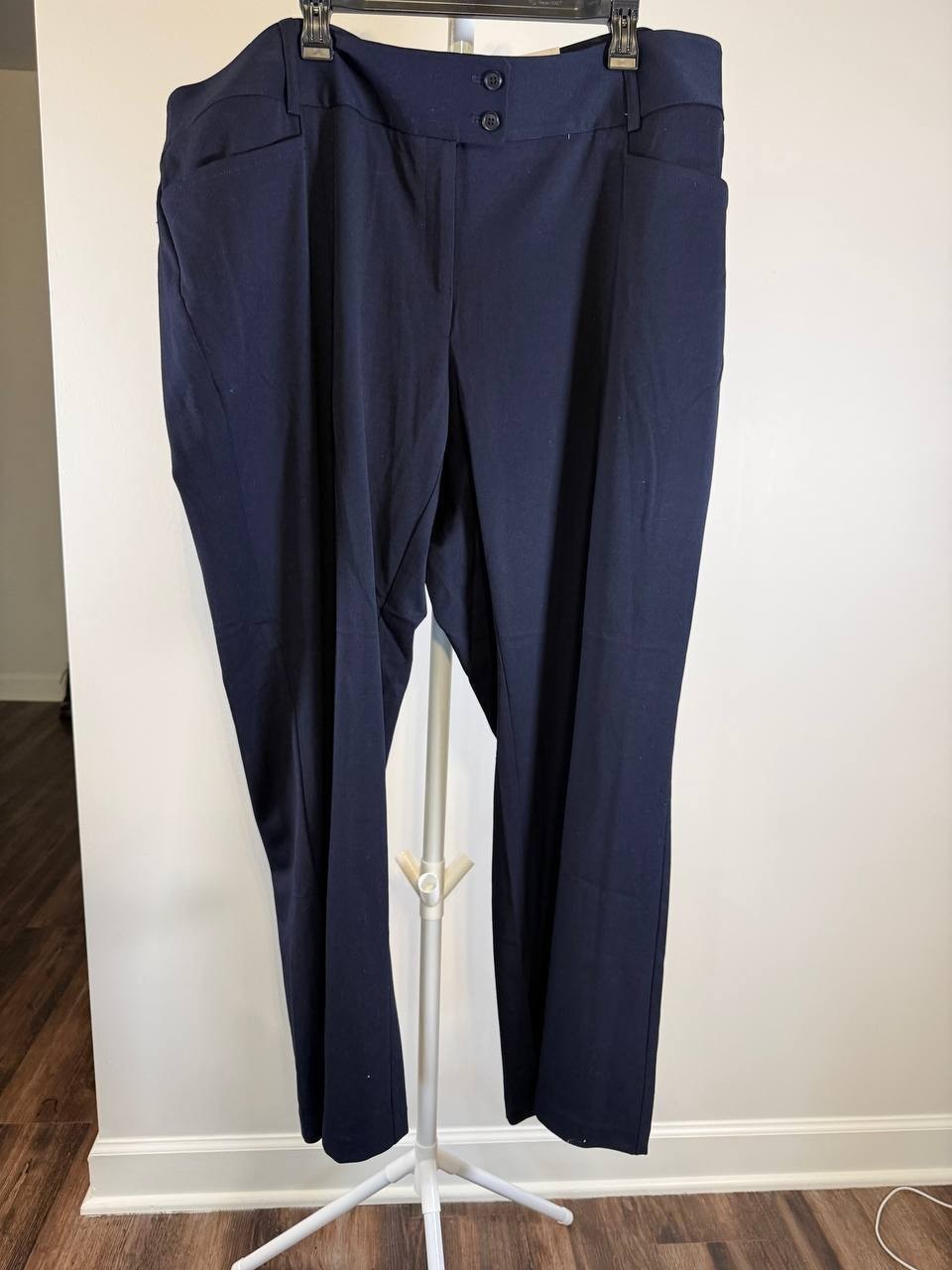 Rafaella Gabardine Bootcut Stretch Pants –Black– Size 22W – NWT – $89