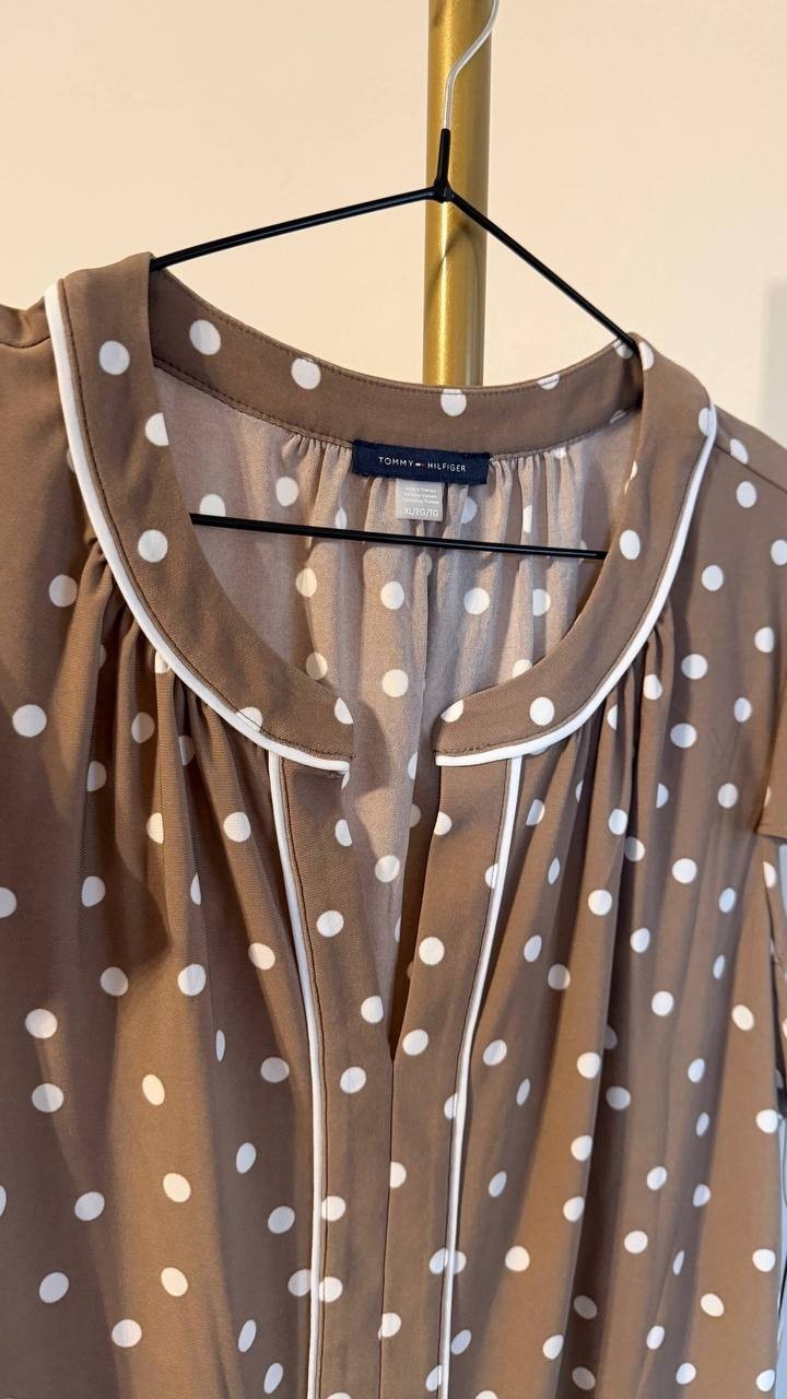 Tommy Hilfiger Dot‑Print Split‑Neck Flutter‑Sleeve Top XL $59 NWT