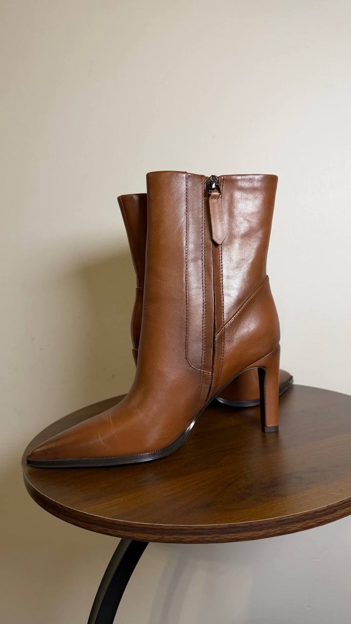 Franco Sarto Toe Dress Booties – Tobacco – Size 5M – MSRP $215