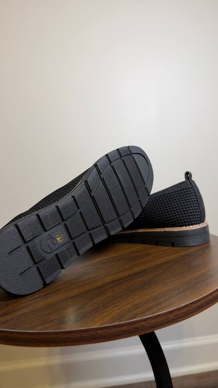 Easy  Spirit  Slip On Flats  Black  7M  New  $89
