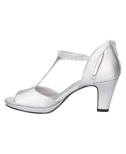 Easy  Street  Dress Sandals  Silver  9W  New  $75