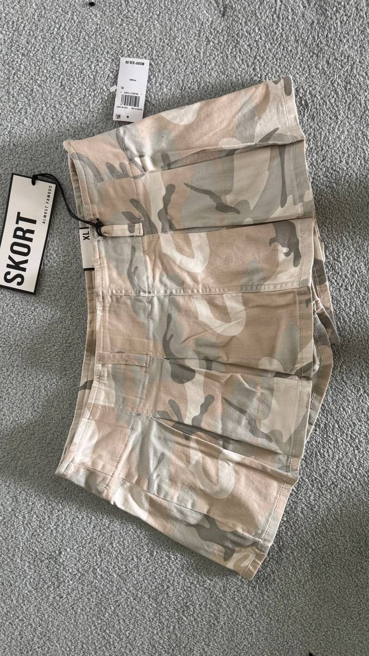 Almost Famous Juniors Camo Skort - Pleated Mini with Built-in Shorts, XL