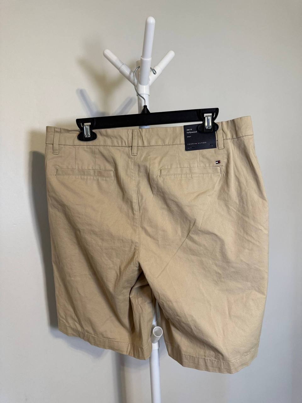 Tommy Hilfiger Women’s Shorts – Size 12 – NWT – $54.50