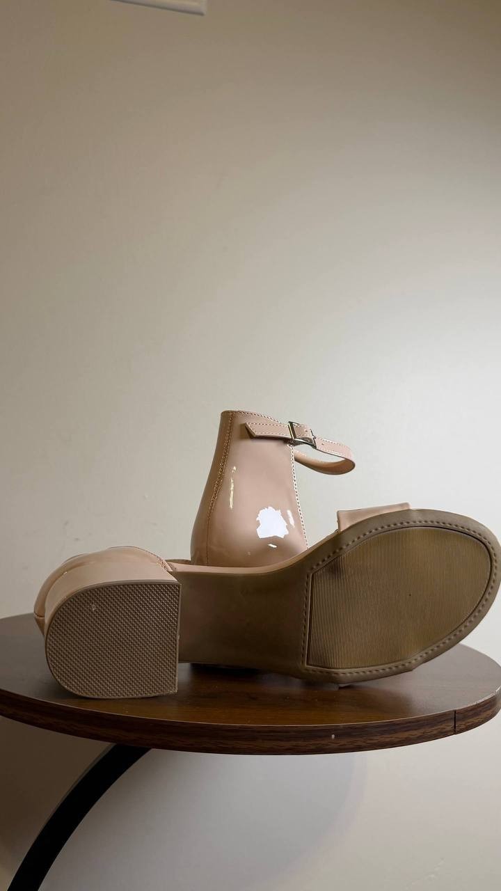 Sugar Strap Heel Sandals 8M Nude Man-Made New In Box