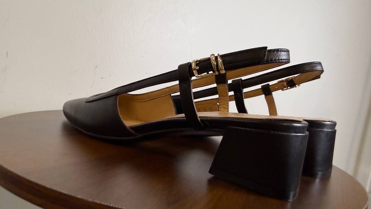 Naturalizer Helena Slingback Pumps 8W Black Heels New in Box