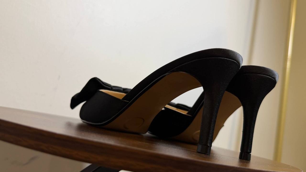 Journee Black Satin Tiarra Bow Heels 8.5M New in Box $93
