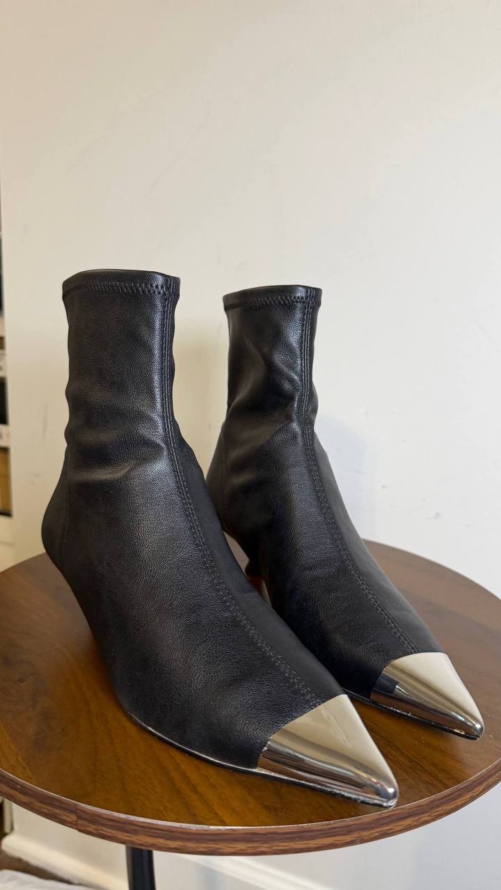 Katy Perry Black Polyurethane Micro Heel Stretch Booties 6M NIB MSRP $129
