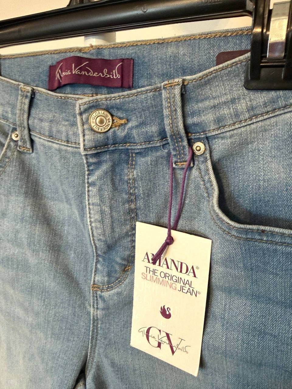 Gloria Vanderbilt Petite Amanda Jeans Light Blue Size 6P NWT Slimming MSRP$48