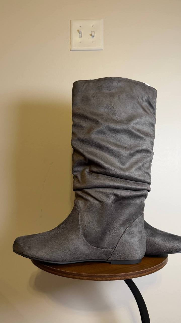 Journee Collection Jayne Boots 12M Grey Faux Leather Riding Pull‑On NIB msrp$129