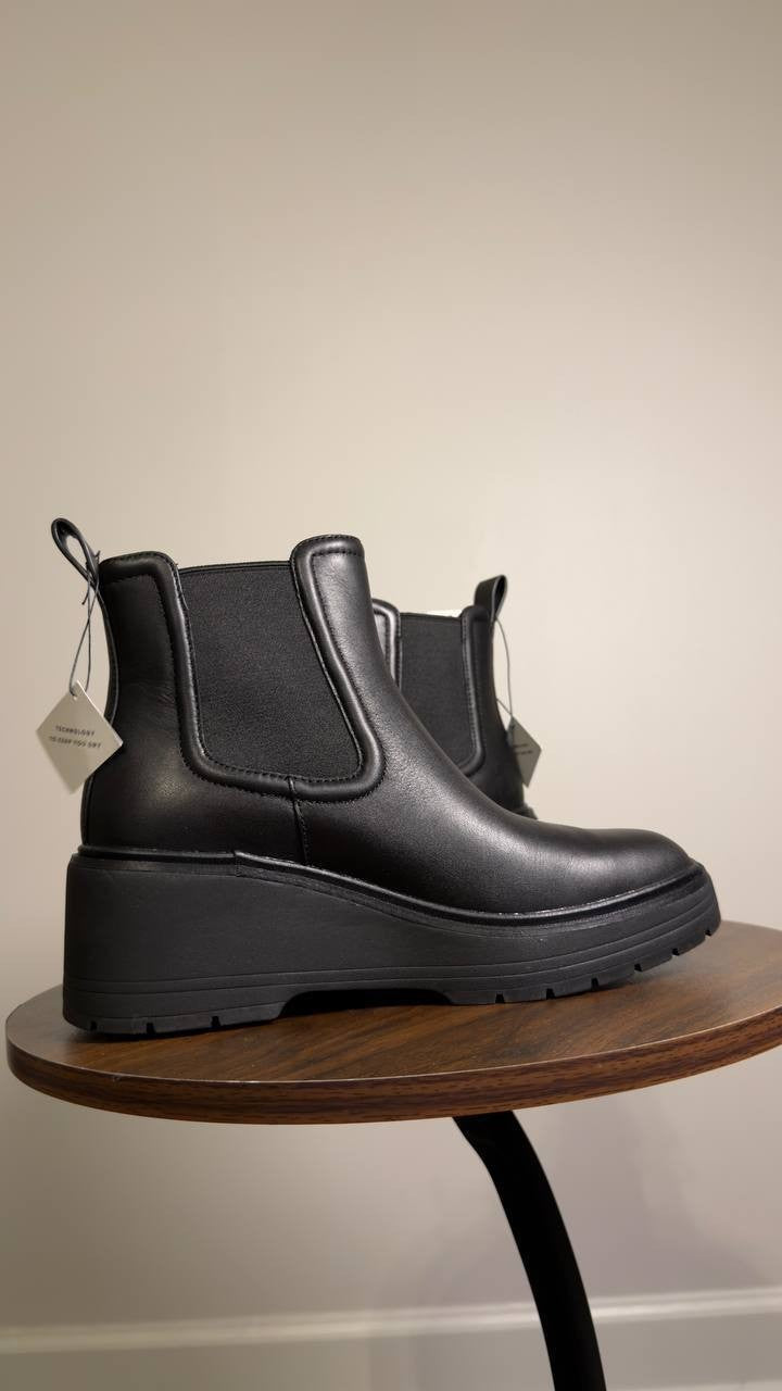 Cole  Haan  Zerogrand  Cityquest  Waterproof  Wedge  Boots  Black  7B  New  $225