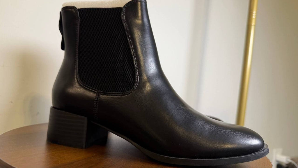 Journee Collection Chayse Bootie Black Women’s 8M Vegan Chelsea Pull‑On NWB $108