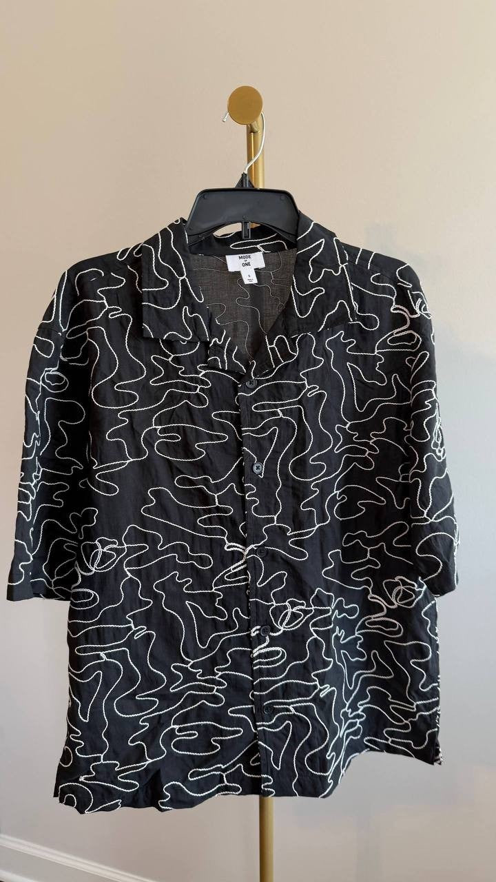 Mode of One Men’s Relaxed‑Fit Embroidered Poplin Camp Shirt Black S NWT
