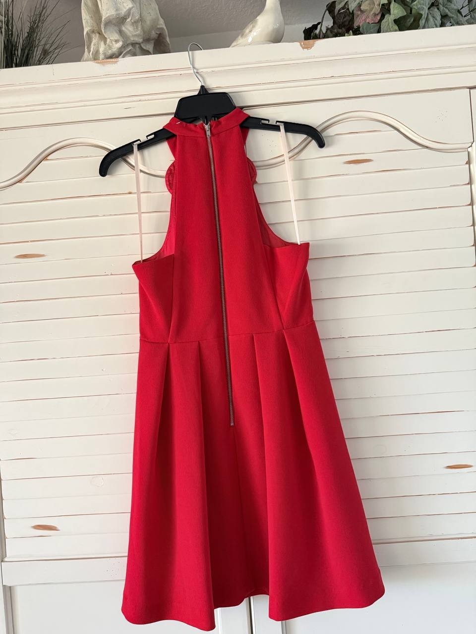 BCBGeneration Dress 8 Red Scallop Halter Cutout Flared Skirt Party Used Good