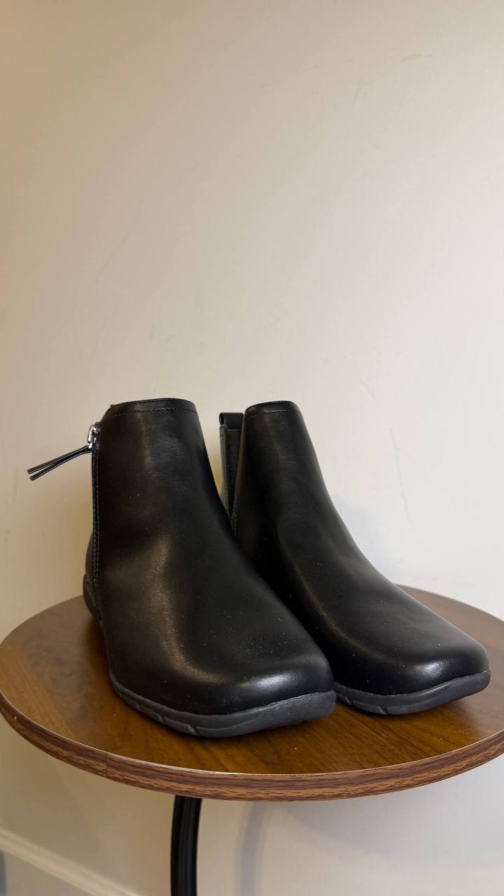 Easy Spirit Black Faux Leather Booties Size 11M NIB MSRP $99