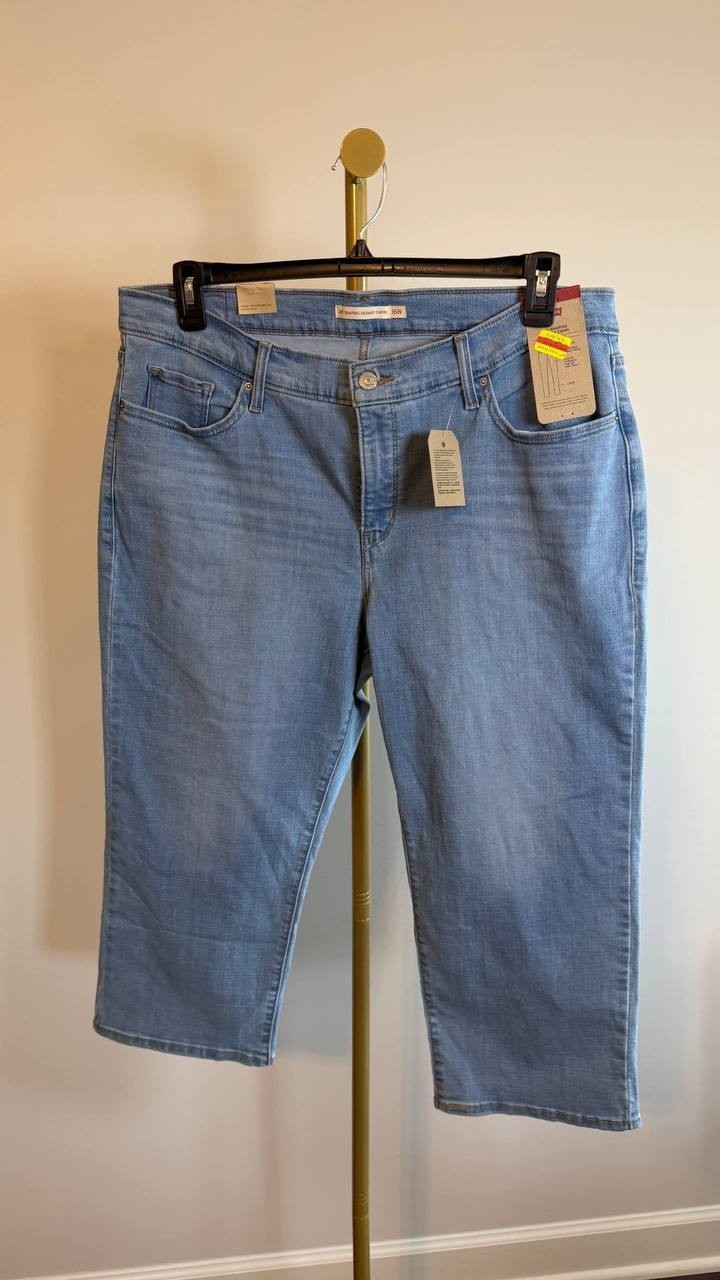 Levi’s Women’s 311™ Shaping Skinny Capri Jeans Blue Size 16W NWT $59.50