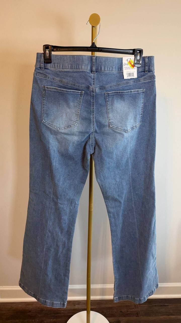 Gloria Vanderbilt Women’s Shape Effect Pull On Flare Jeans Blue Size 14 NWT $48