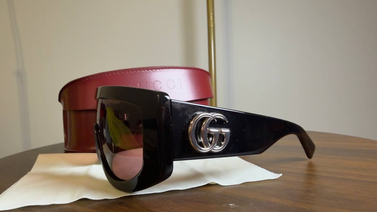Gucci  Rectangular  Frame  Sunglasses  Black/Burgundy  OS  NWOT  $590