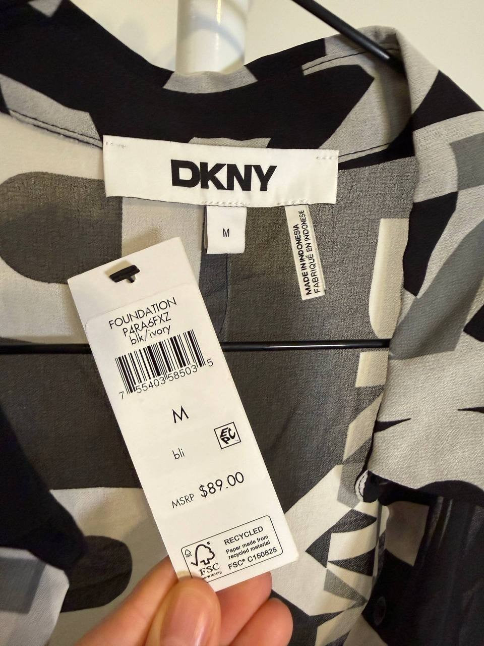 DKNY Foundation  Logo Print Blouse  Modern  Black  Size M  NWT  msrp $89