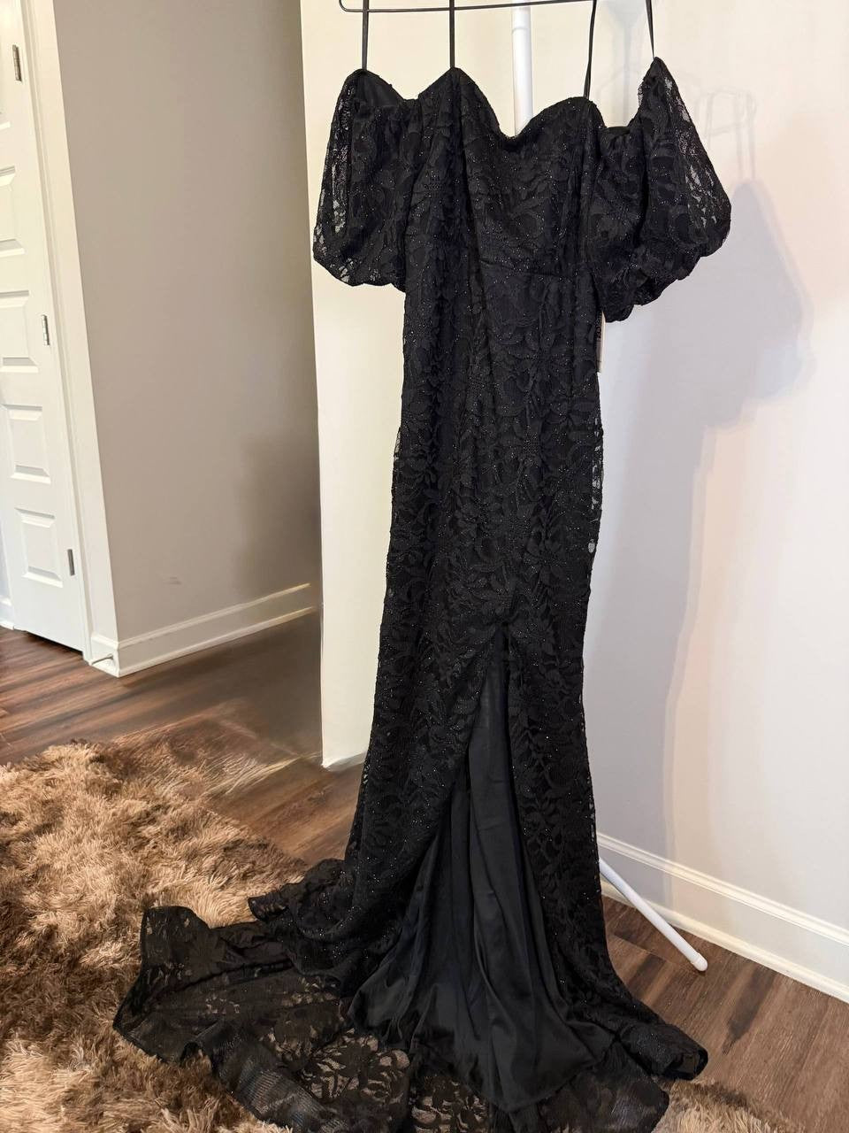 Emerald Sundae Plus‑Size Off‑the‑Shoulder Lace Gown – Black– Size 14 – NWOT