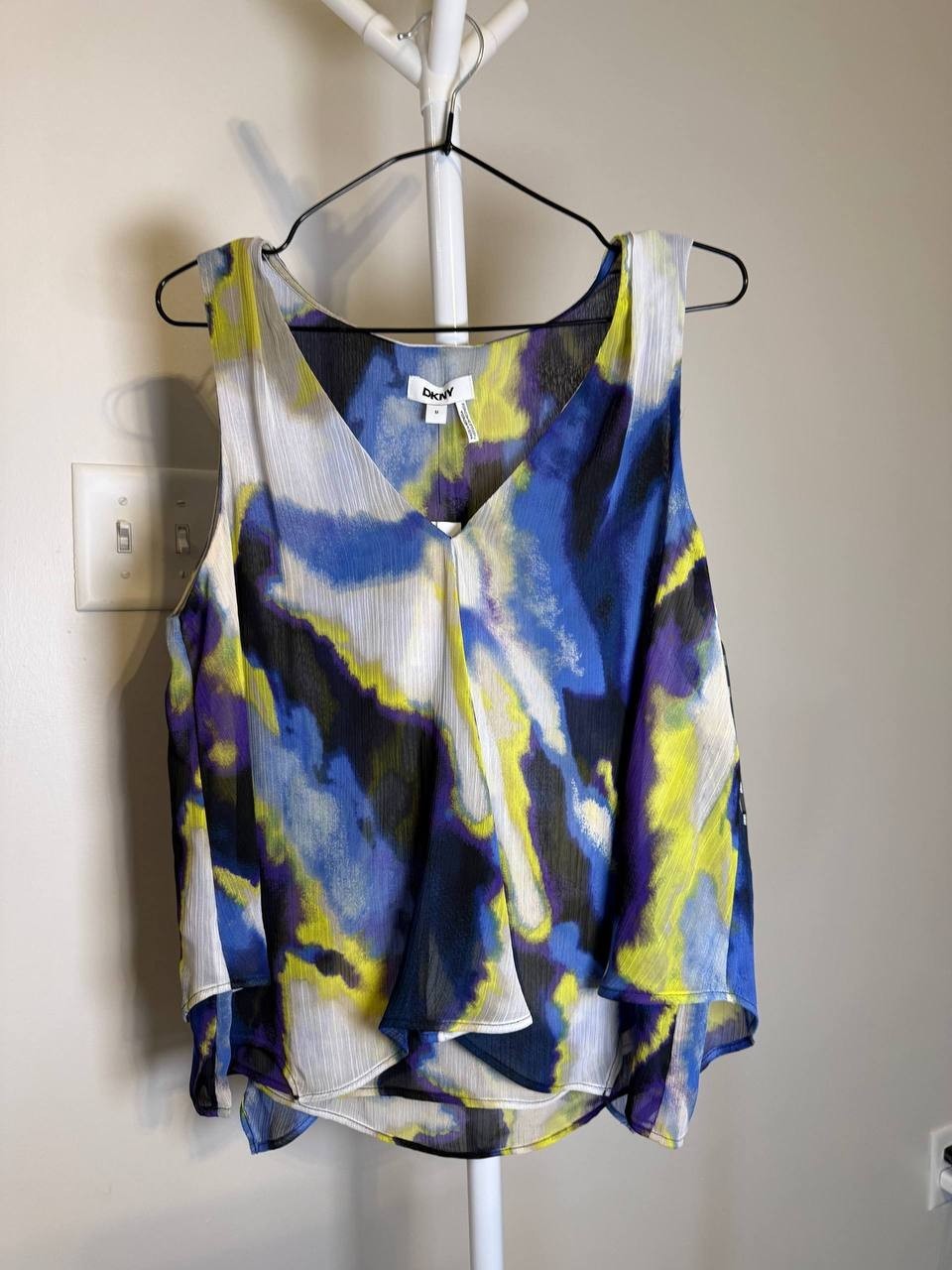 DKNY Short‑Sleeve Blouse –– Multicolor – NWT – $79