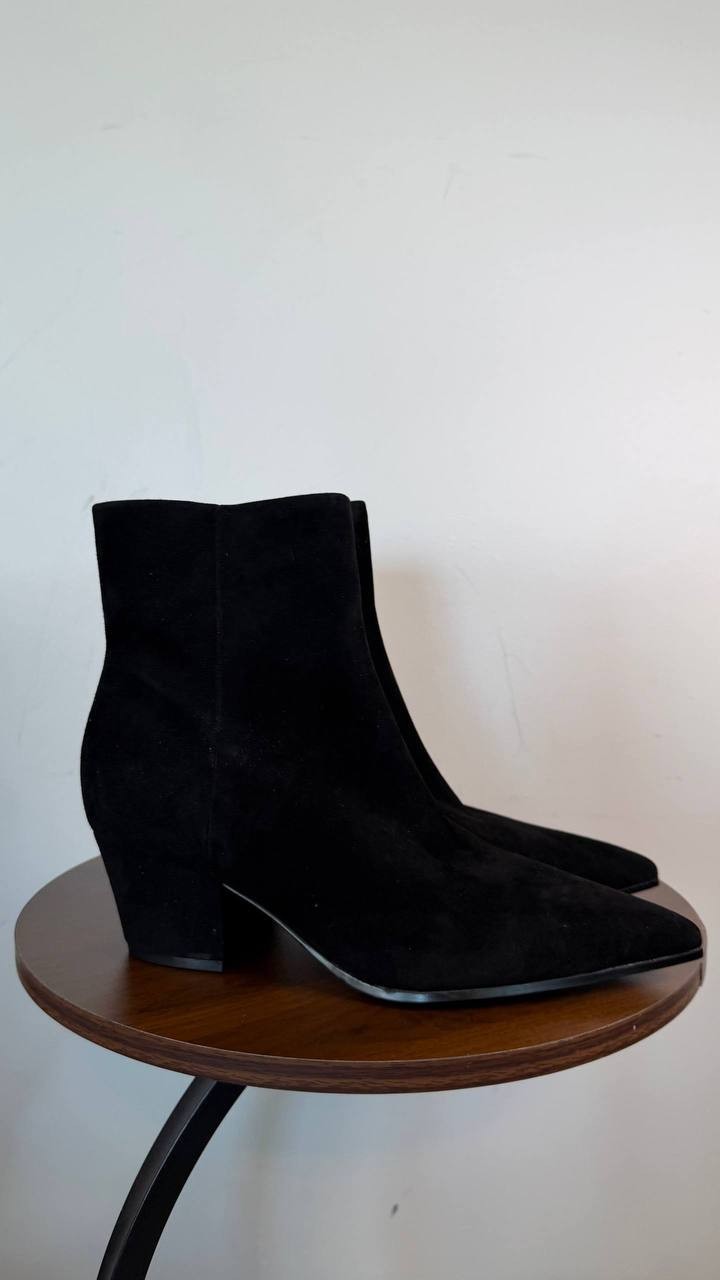 Nine West Savie Women’s Block Heel Ankle Booties Black 8M Suede $169 NWB