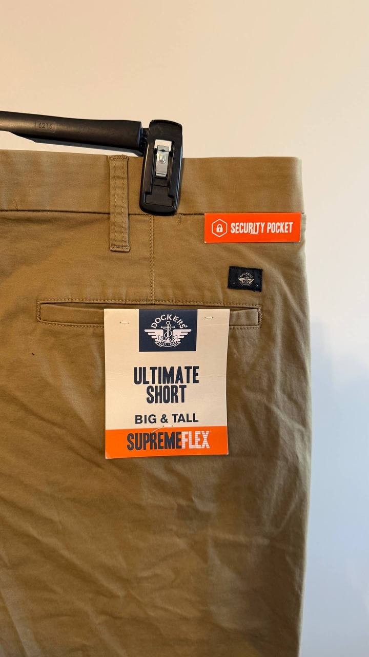 Dockers Men’s Ultimate Supreme Flex Stretch 9.5" Shorts Khaki 48 $60 NWT