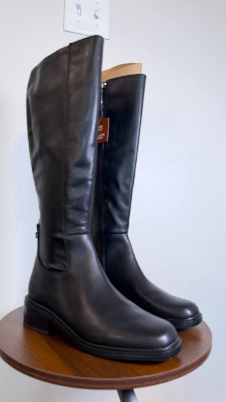 Franco Sarto Gisella Leather Square Toe Knee High Boots Black 8M Wide Calf NWT