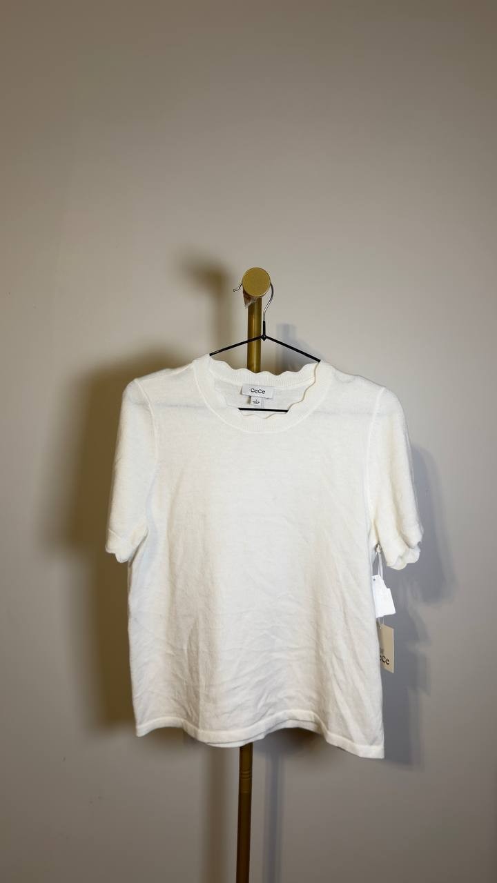 CeCe  Women’s  Scalloped  Crew  Neck  Sweater  New  Ivory  S  NWT  $69