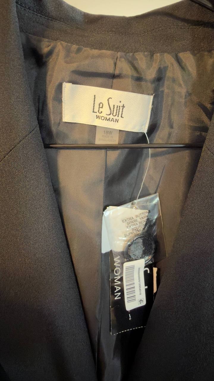 Le Suit Women’s Plus Single‑Button Blazer Black 18W NWT