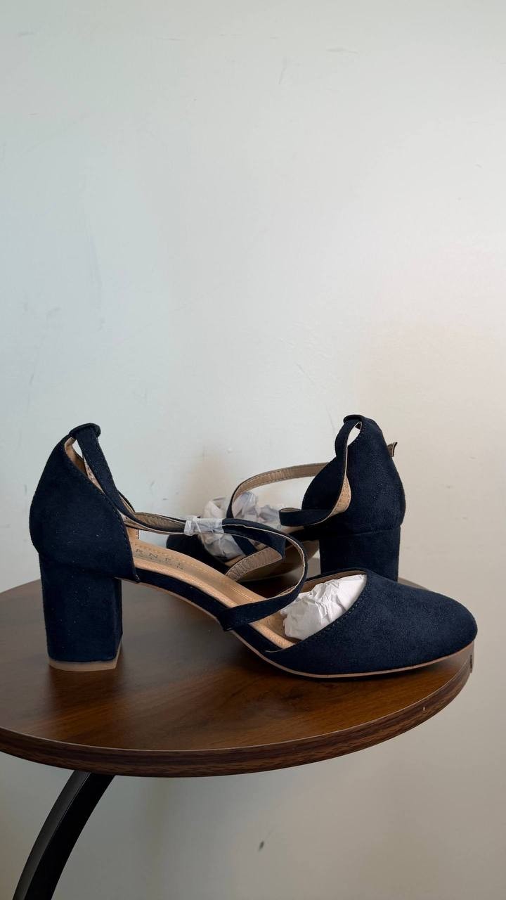 Journee Collection Foster Crisscross Block Heel Pumps Navy 9M Suede $94.99 NWB