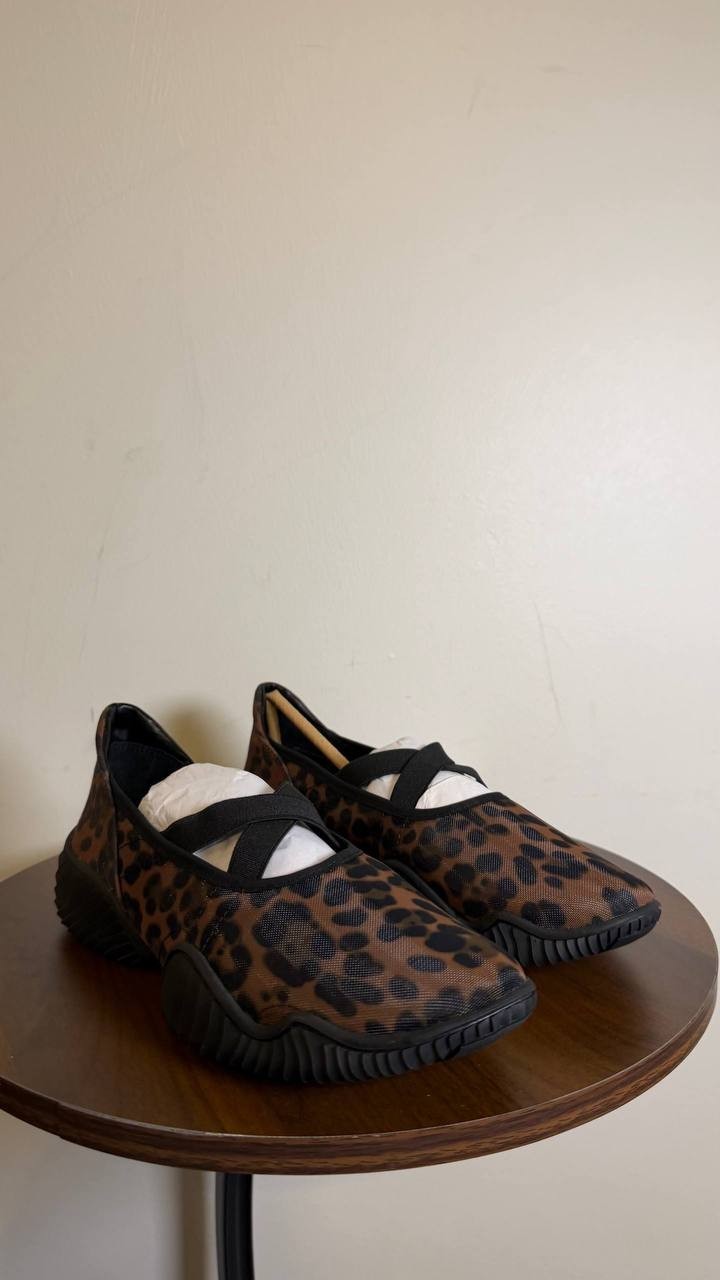Steve Madden Women’s Vador Crossband Mary‑Jane Sneaker Flats Leopard Mesh 8 NIB