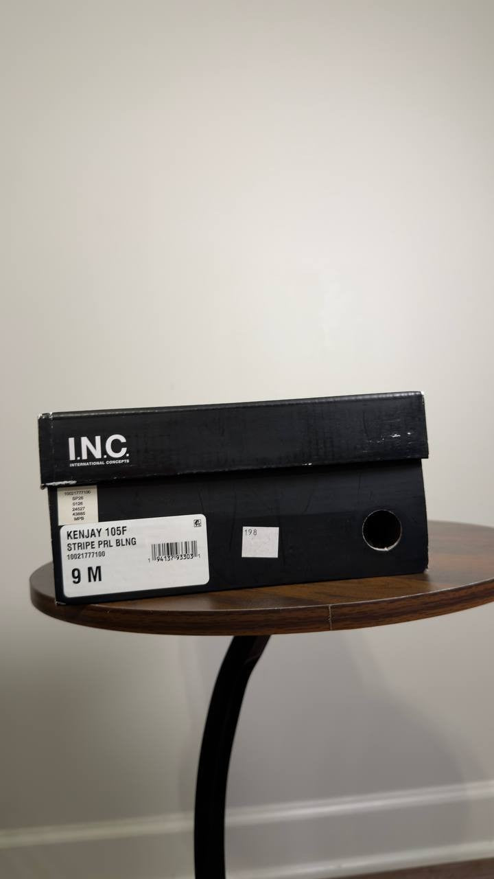 I.N.C.  International  Concepts   Pumps  Stripe  Pearl  9  M  Pre‑owned
