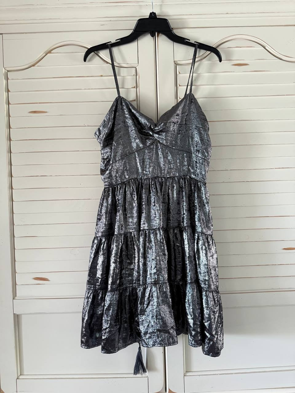 Avec Les Filles Metallic Lace-Up Back Tiered Mini Dress – Size 10 – NWT