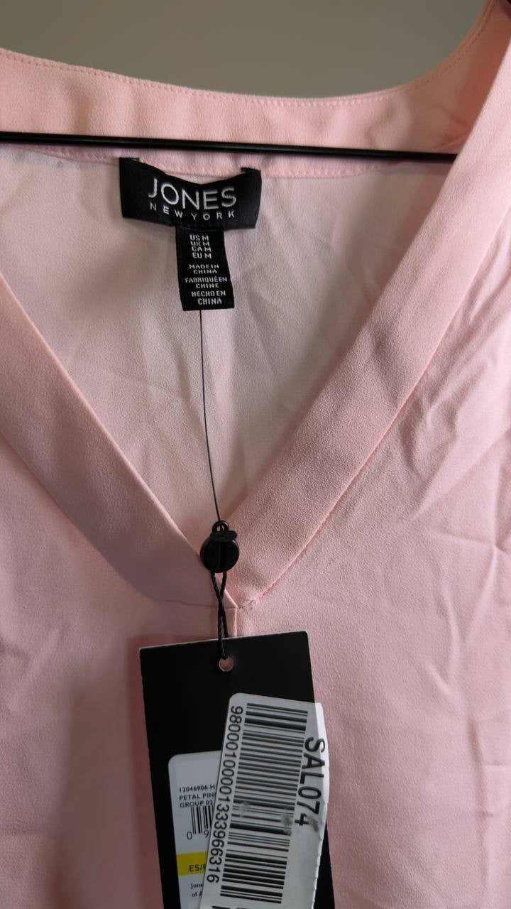 Jones New York Jasper Crepe Short Sleeve V‑Neck Blouse Petal Pink M NWT $69.50