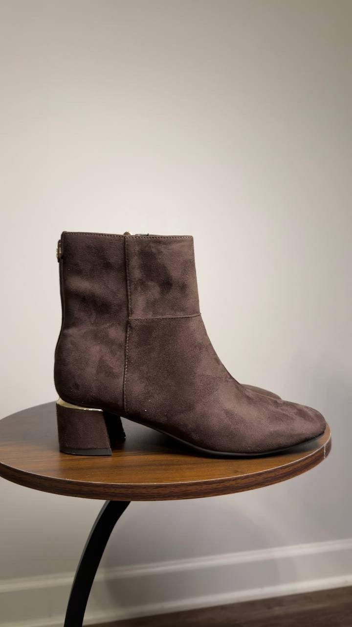 Calvin  Klein  Parry   Ankle  Booties  Brown  Man‑Made  5M  New  $129