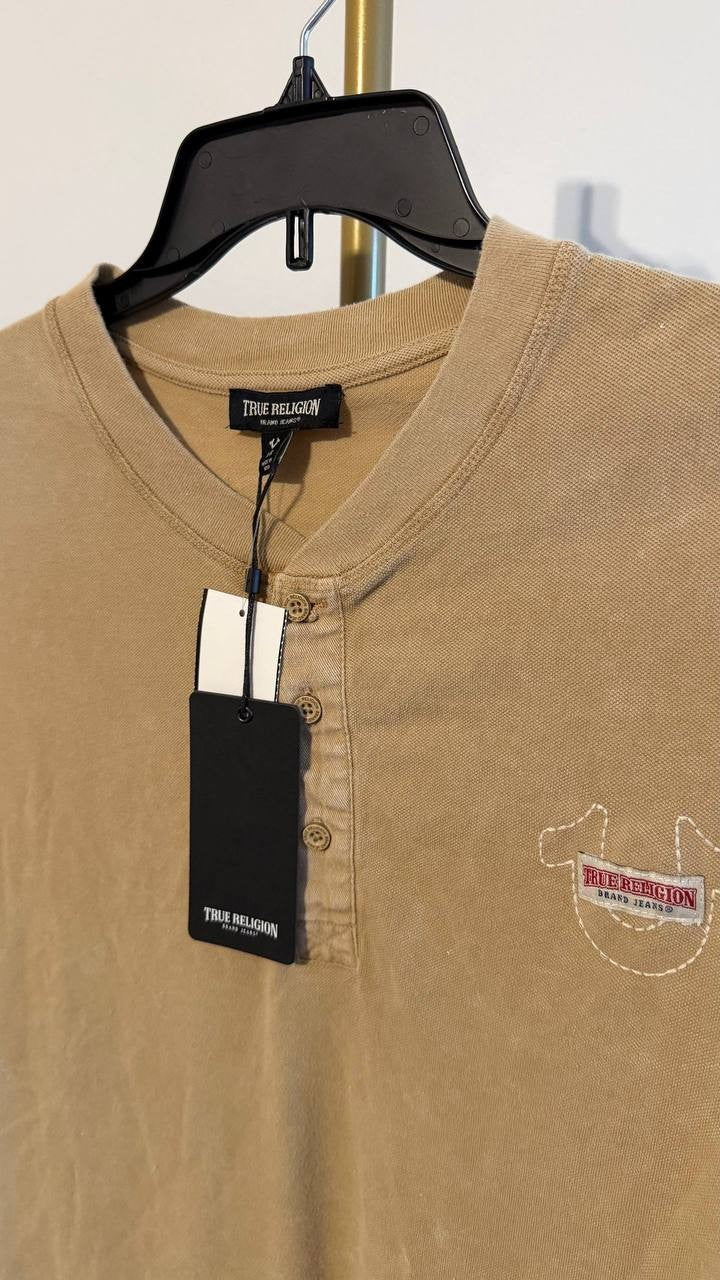 True Religion Men’s Mineral Patch Henley Tee Scuffed Beige M $79 NWT