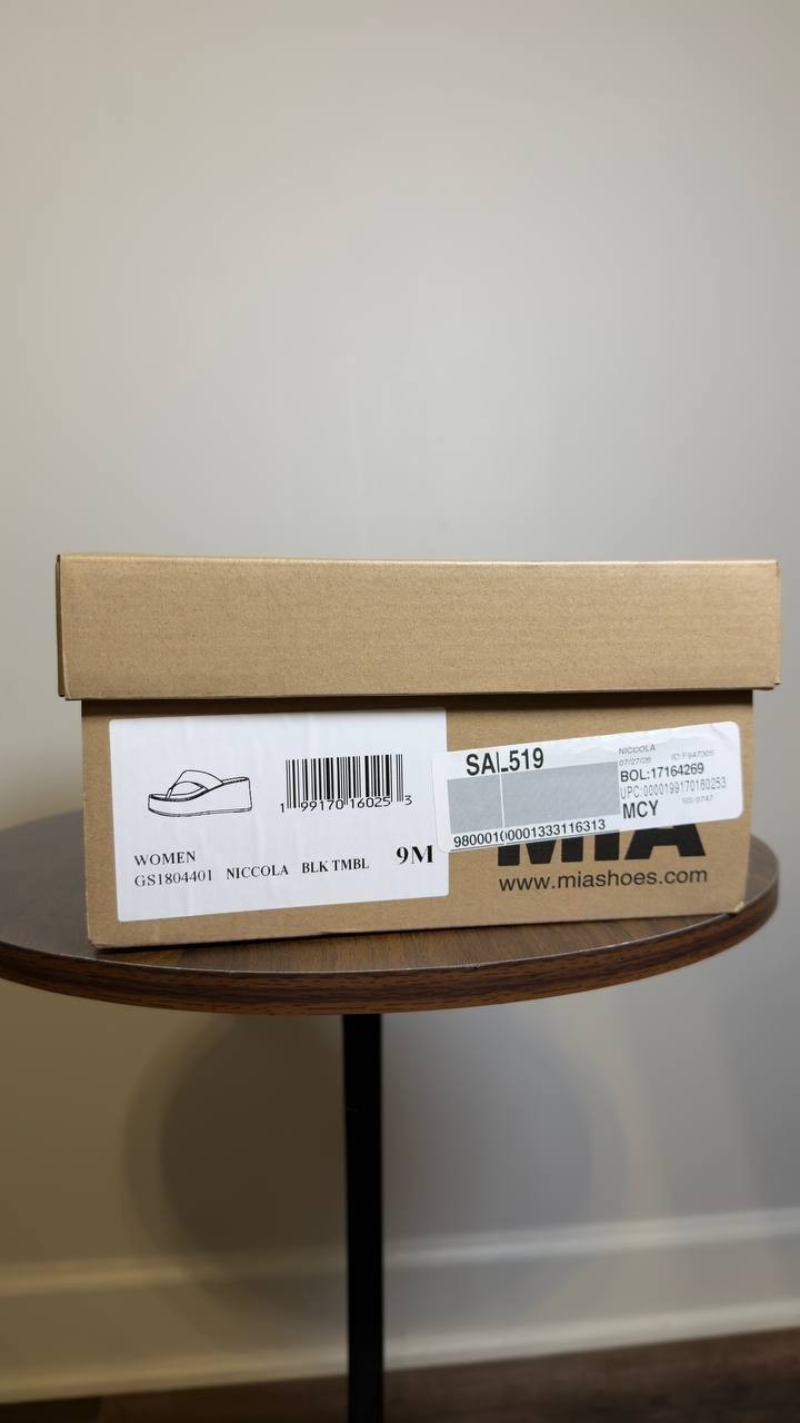 MIA Wedge Flip Flop Black 9 M New $70.00