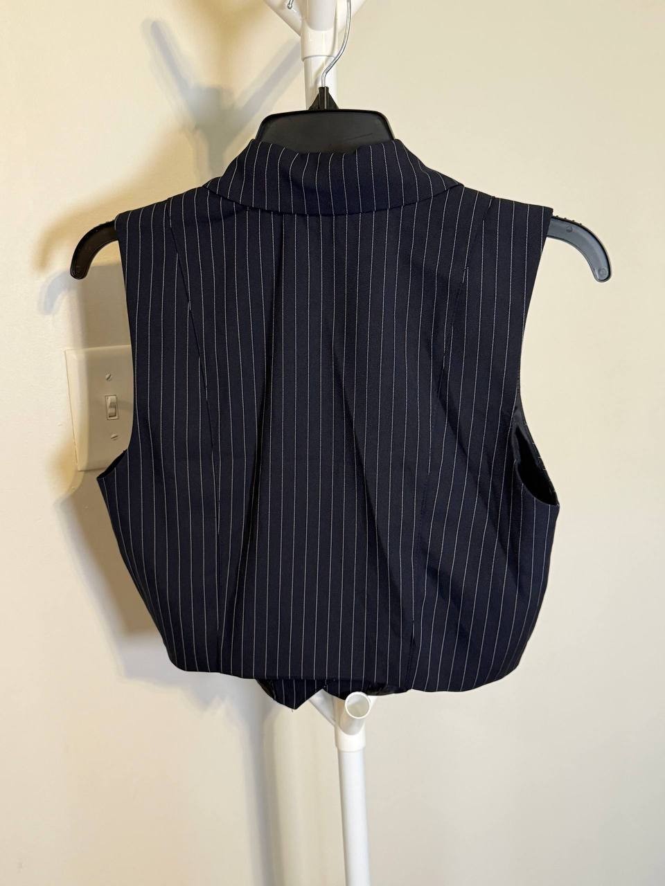 Bar III Petite Pinstriped Slim‑Fit Vest – Size SP – NWOT