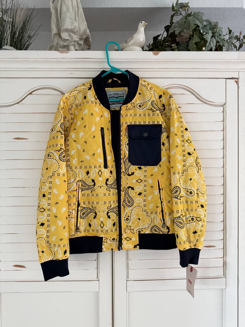 Levi's Bomber Jacket Paisley Yellow - Men's M, Softshell Polyester, NWT