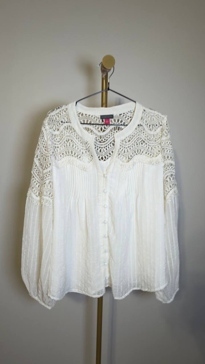 Vince Camuto Women’s V‑Neck Long Sleeve Button Blouse New Ivory L NWT $109
